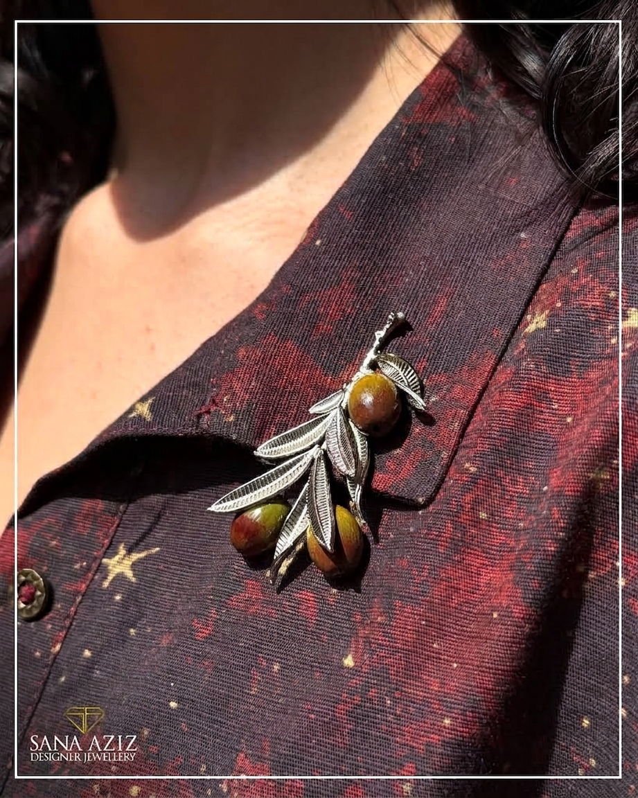 Olive Branch, Brooch, from the The Olive Branch collection.