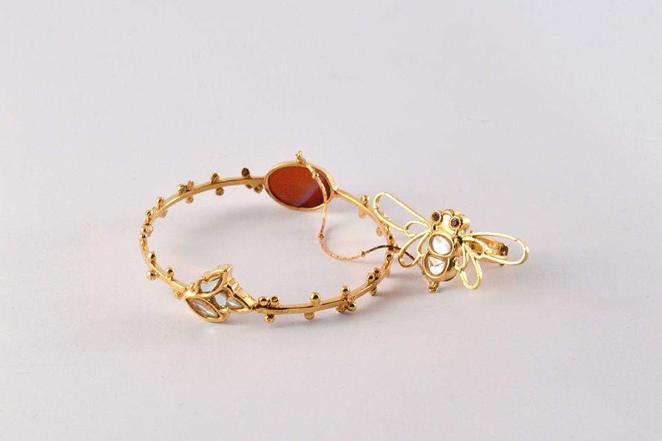 Bee Kundan ring and bangle with Aqiq, from the Safari collection.